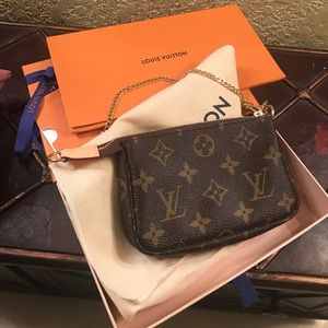 LOUIS VUITTON MINI POCHETTE ACCESSOIRES MONO
